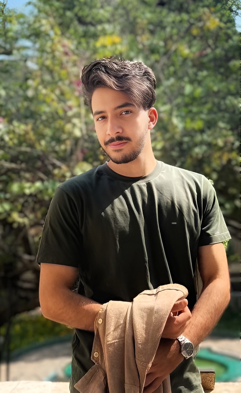 رضا علیزاده